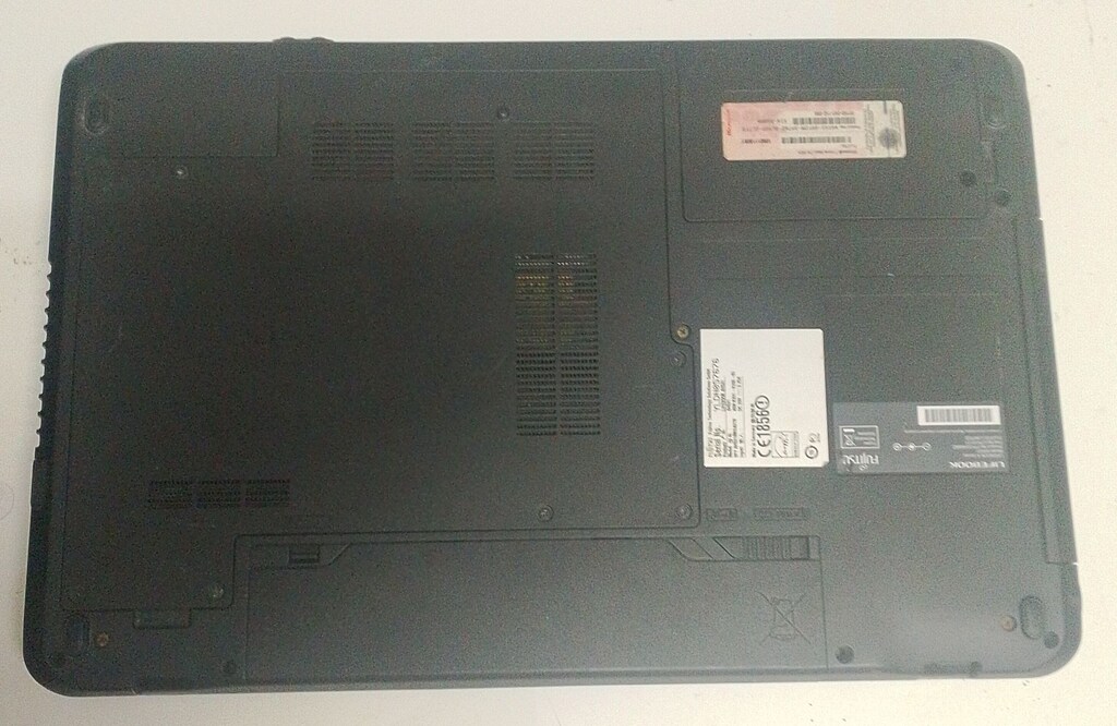 Fujitsu i5 6 ram Ofis için Hızlı ideal Laptop - 2