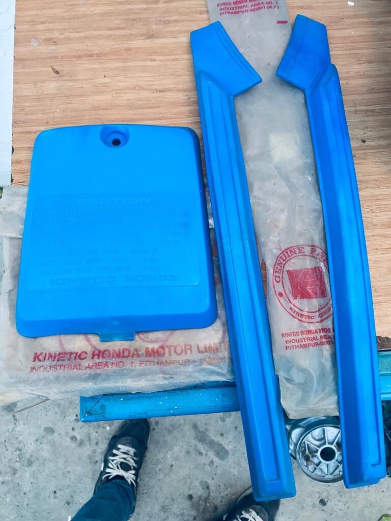 kınetıx nh 100 aku kapagı arka kapak cıtaları orjınal mavı