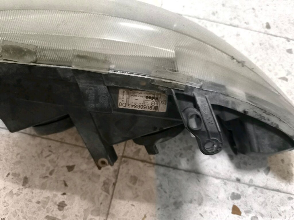 Vectra b orjinal makyajlı sağ far - 2