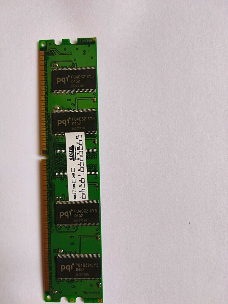 DDR. 400 MHZ512 MB - 2