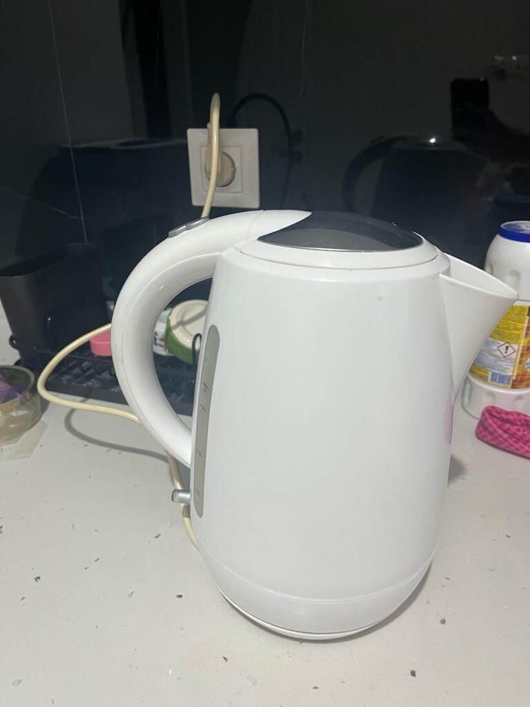 RUSSEL HOBBS TEMİZ/SORUNSUZ KETTLE - 6