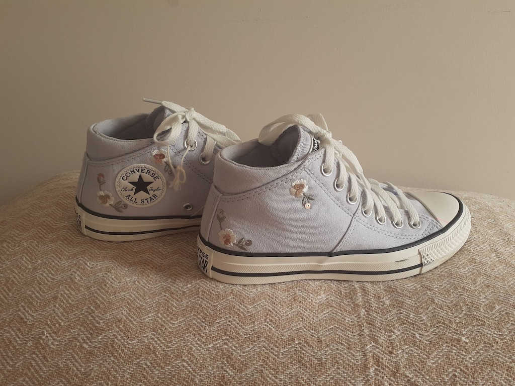 Çiçekli Converse 36,5 numara - 2