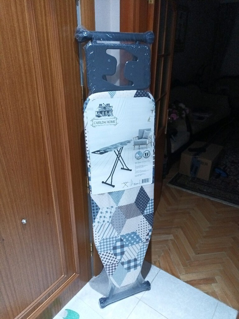 SIFIR ÜTÜ MASASI.