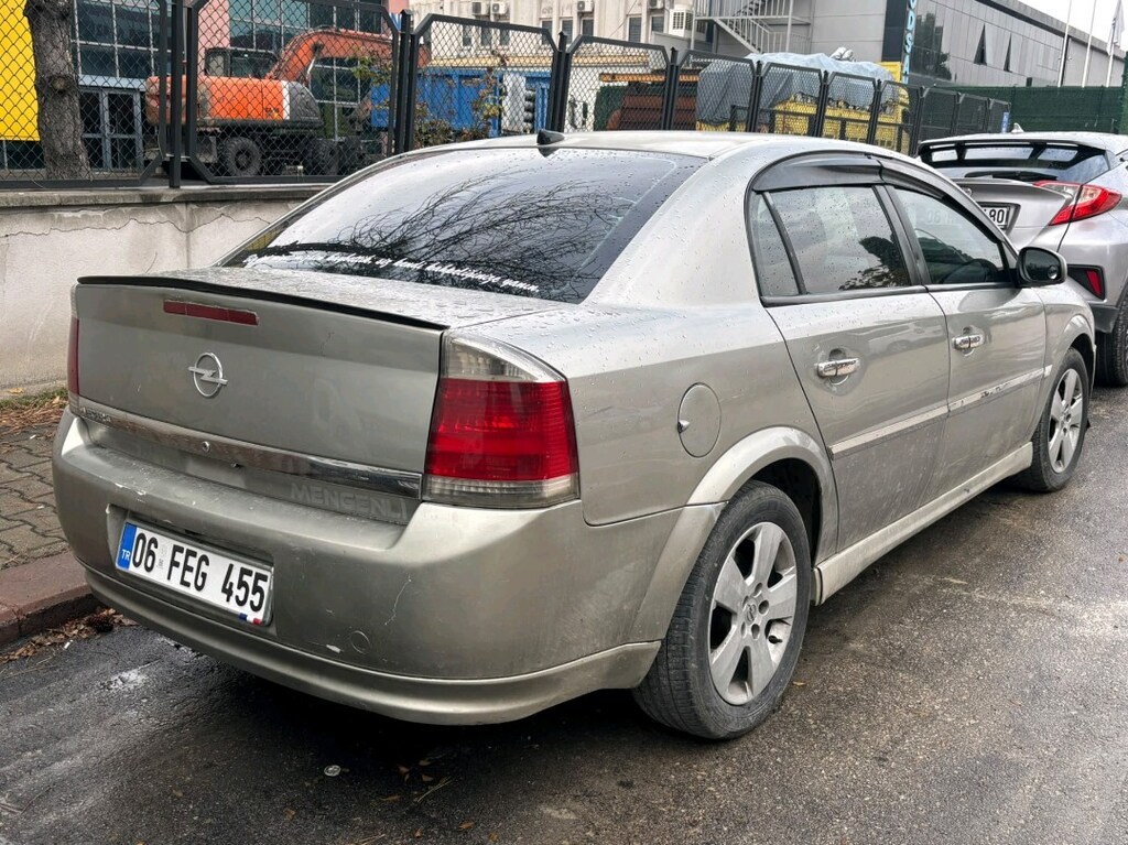 SATILIK TAKASLI ÇOK TEMİZ VECTRA - 9