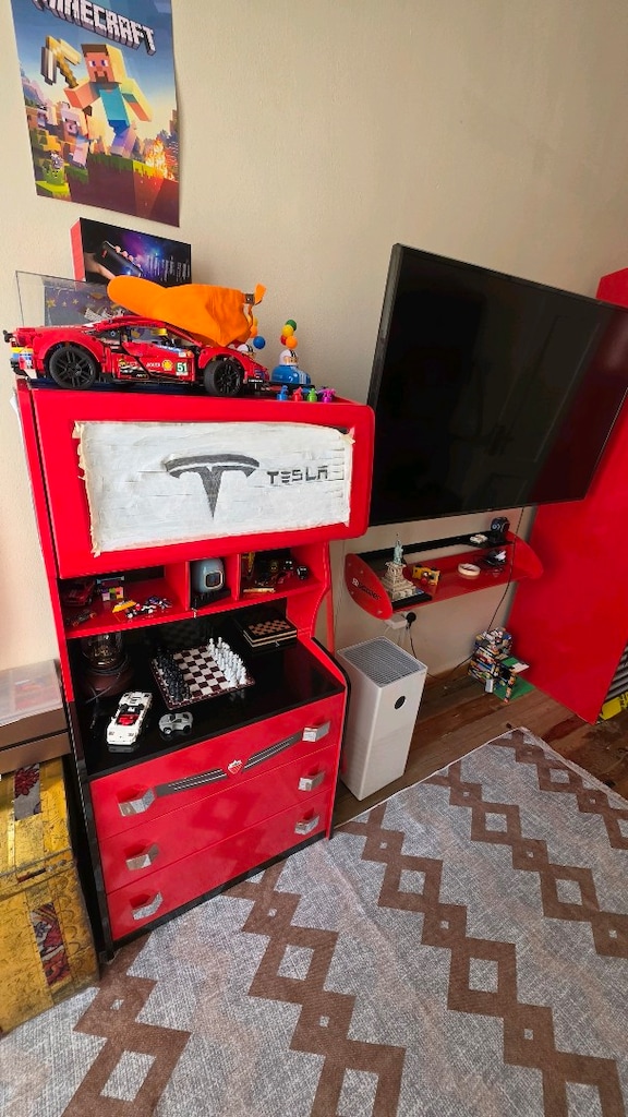 Çilek Ferrari Aydınlatmalı Çocuk Odası Takımı - 2