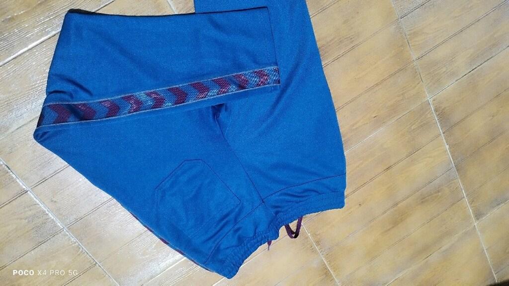 #Hummel petrol renk eşofman..Siyahı da var..Bacakta ufak kusur.. - 3