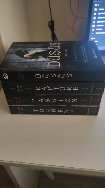 Lauren Kate Düşüş Serisi 4 Tane Kitap