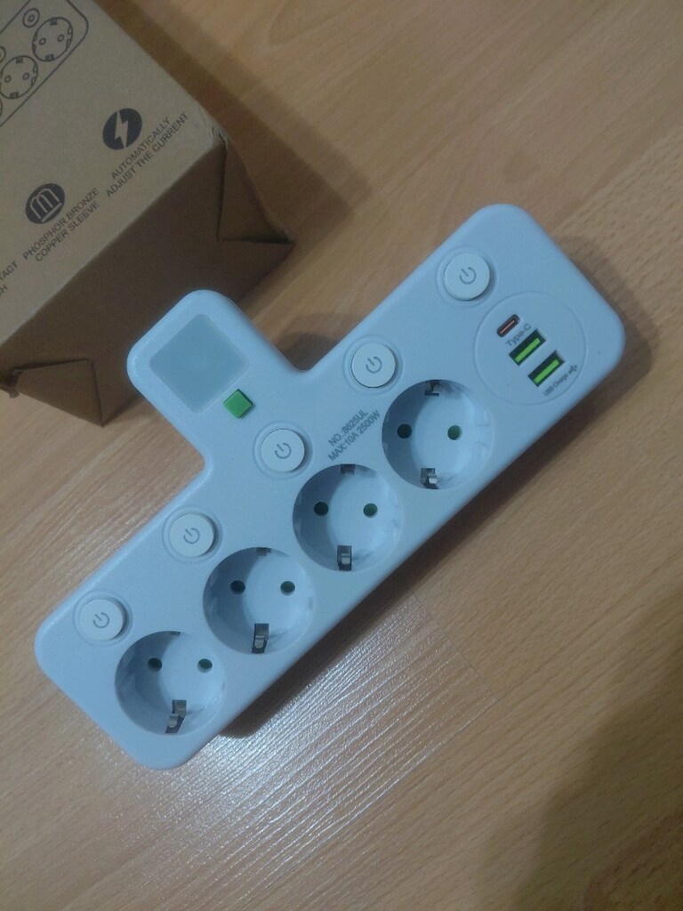 akım korumalı 4lü priz - 2