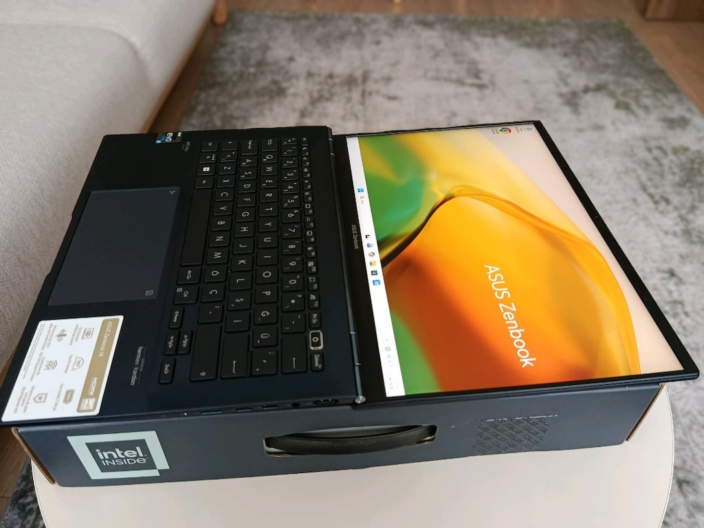 Asus Zenbook 14 - 14