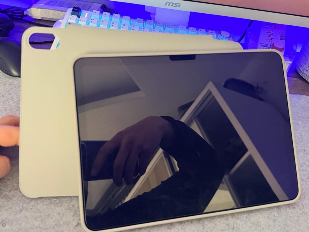 iPad Air 11-inch (M3) Wi-Fi 128 GB - 6
