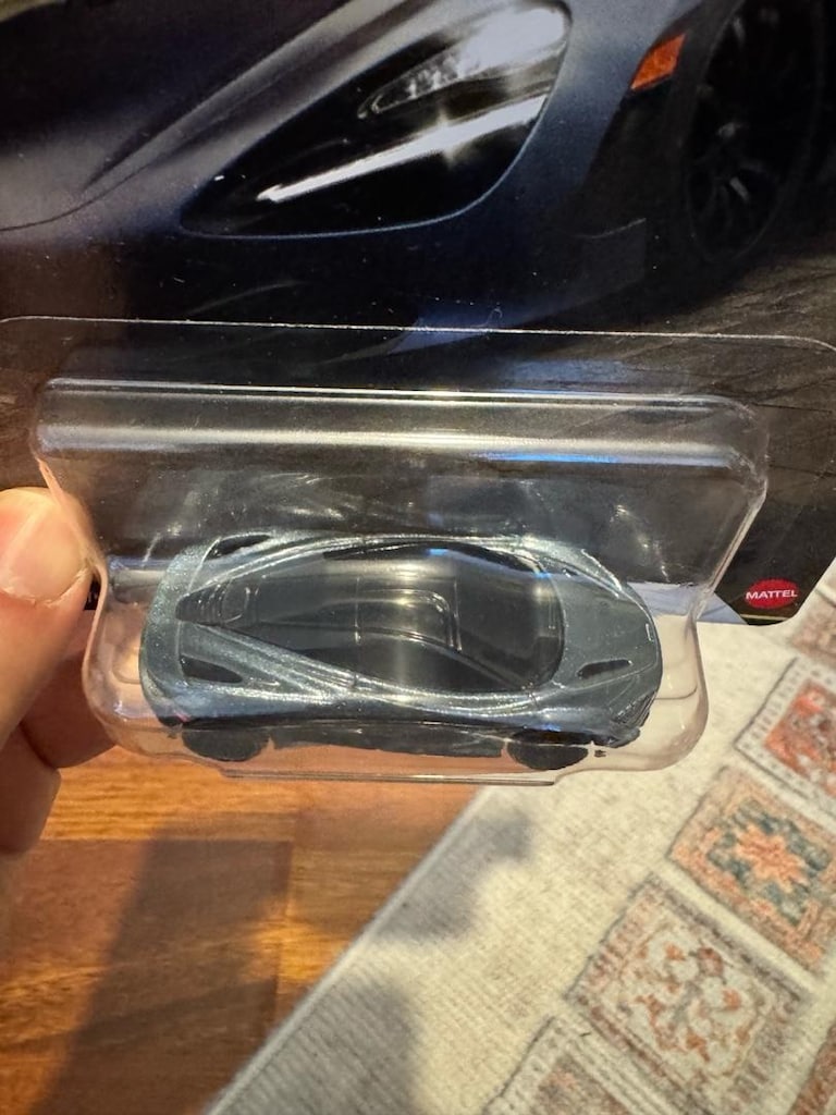Hot Wheels McLaren 720S Fast & Furious - 5