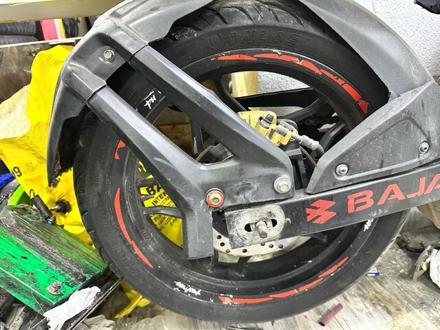 BAJAJ PULSAR NS200 ön arka jant lastik