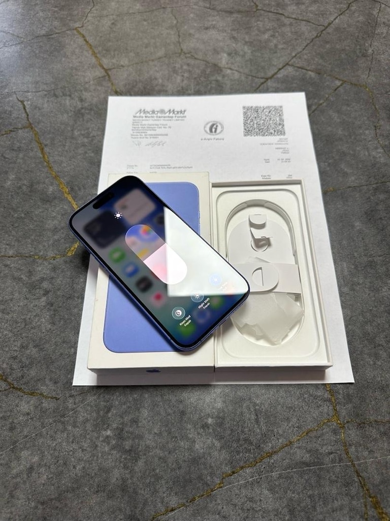 iPhone 16 yurtiçi kutulu faturalı 21 ay garantili pil 100 - 10