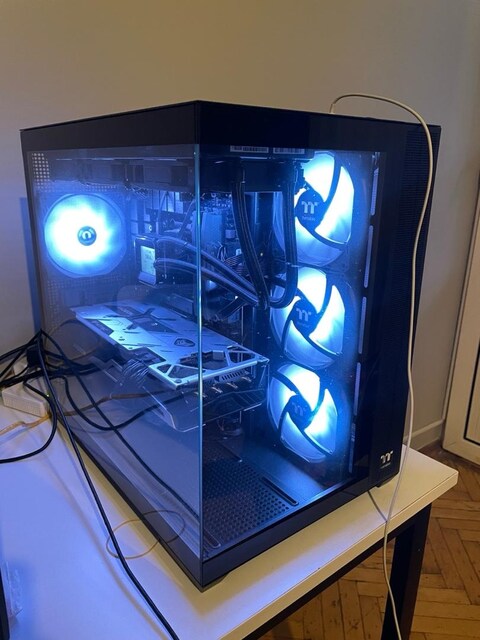 Ryzen 7 7800x3d oyun ve yayın canavarı