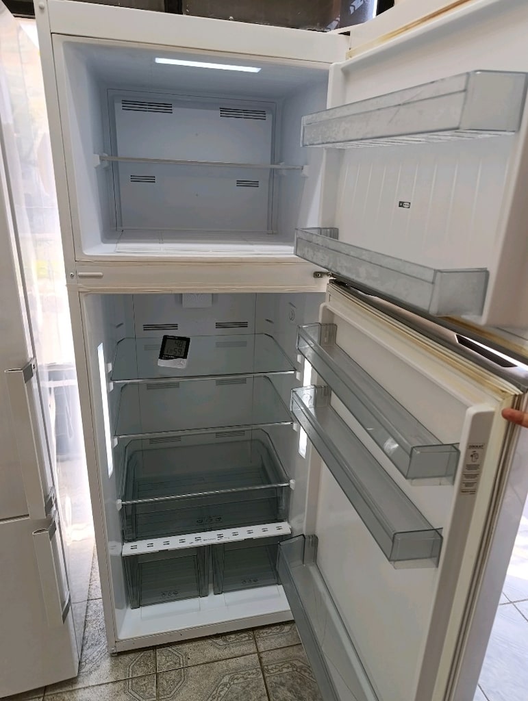 Vestel Yeni Seri Buzdolabı LED Aydınlatmalı +480 LT - 3