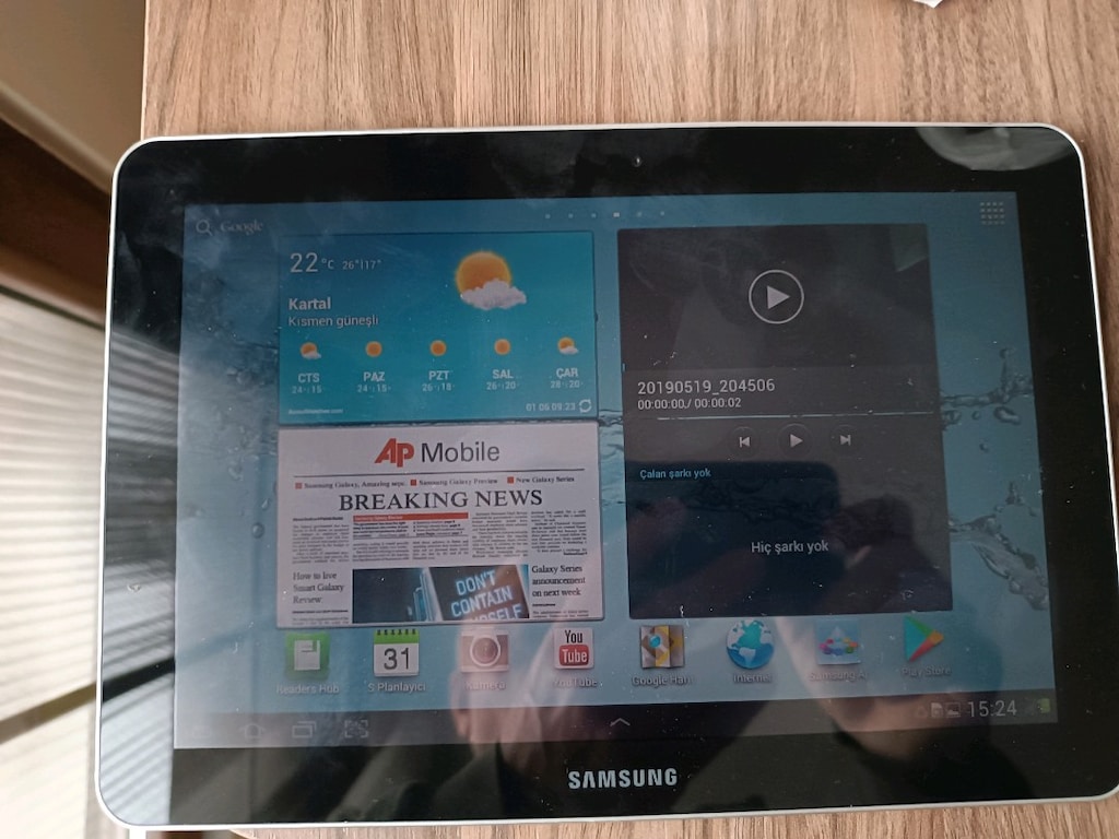 Samsung P7500 Galaxy Tab 10.1 16 GB 10.1" Tablet - 2
