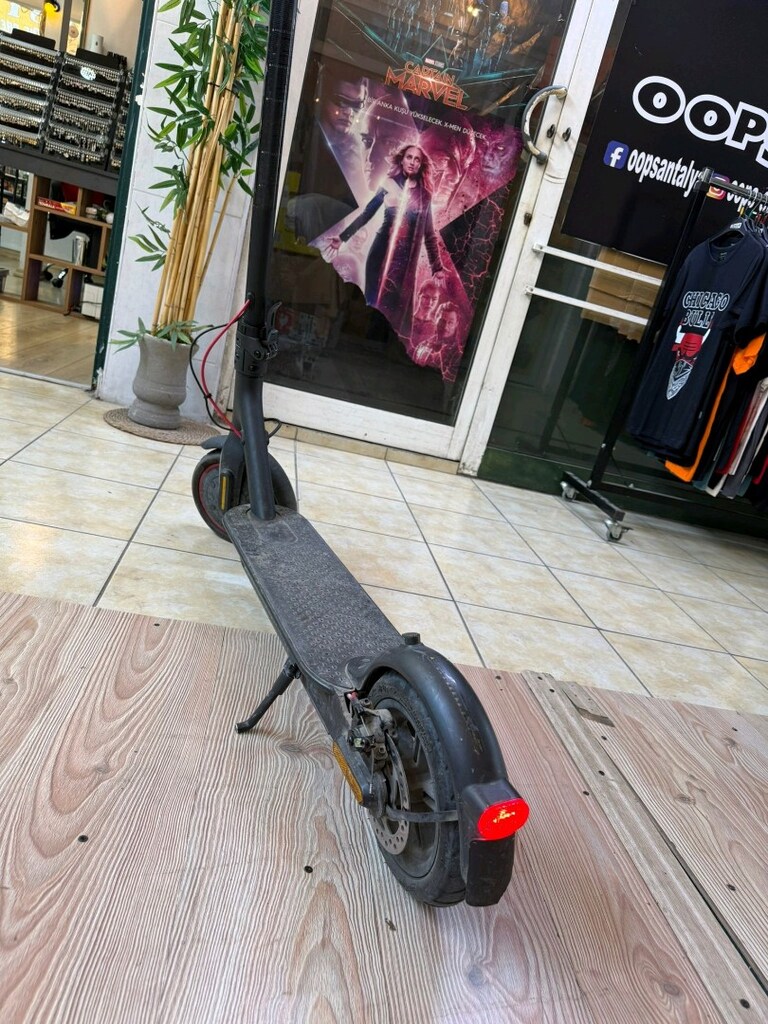 XIAOMI SCOOTER PRO 3 - 3