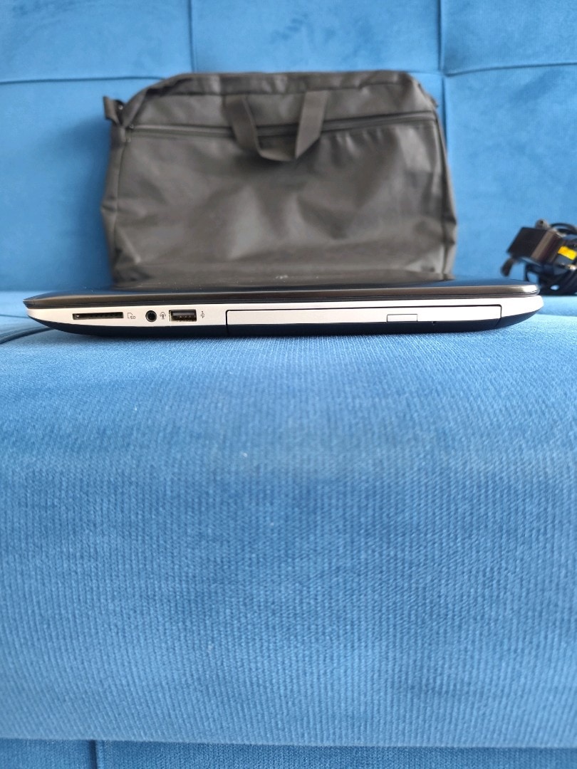 Asus Laptop - İ5 6.Nesil - 12 GB Ram - 2 GB Ekran Kartı + 240 SSD - 8