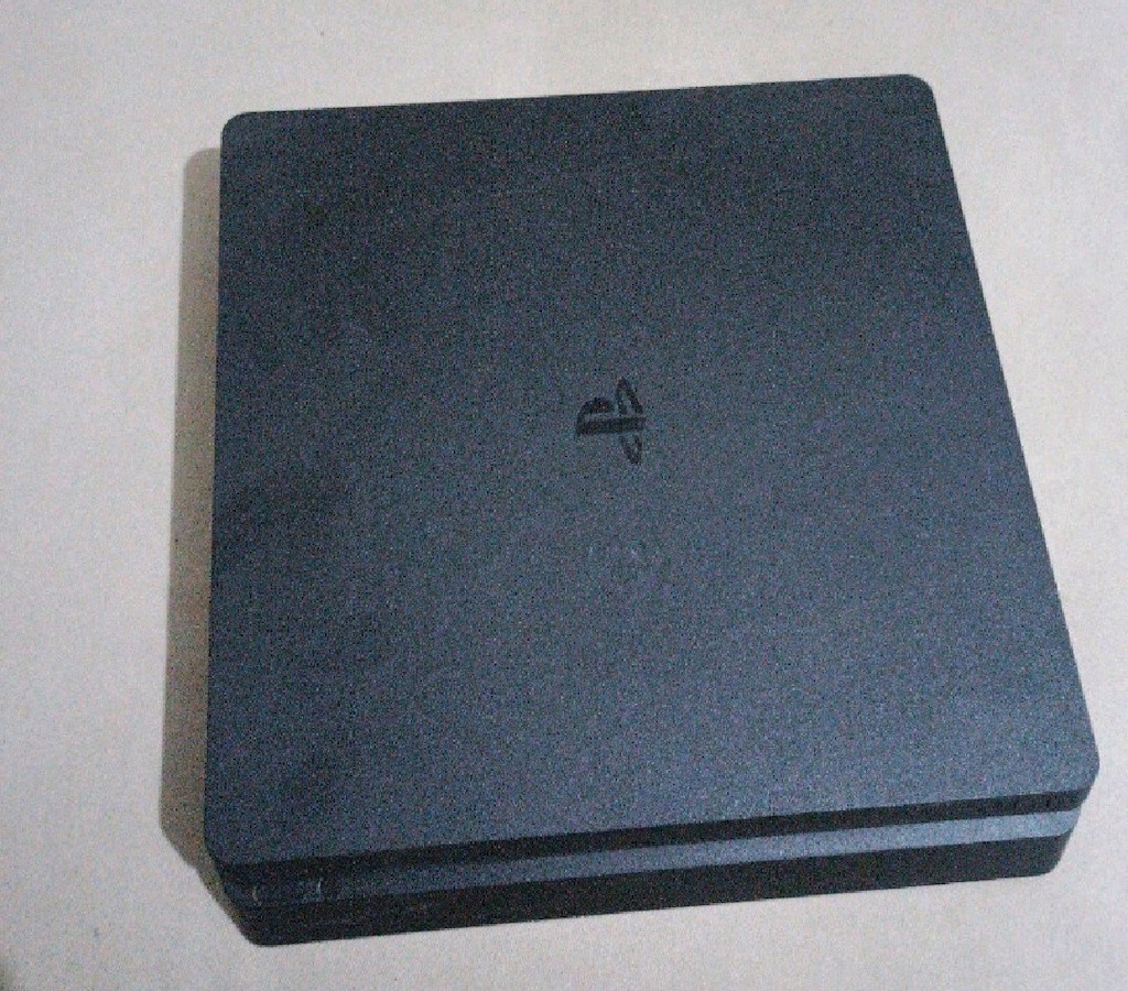 DİKKAT PLAYSTATİON 4 1 TB SLİM
