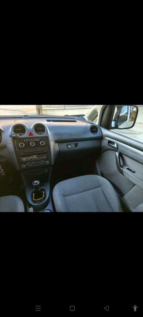 Volkswagen Caddy - 4