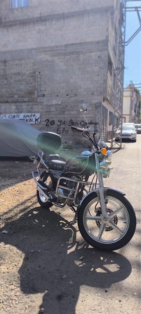 Küba binilir motor - 4