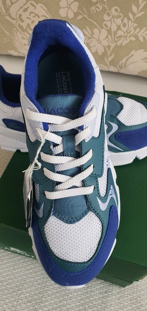 Lacoste çocuk ayakkabı. Ücreti hayır kurumlarına verilecektir - 4