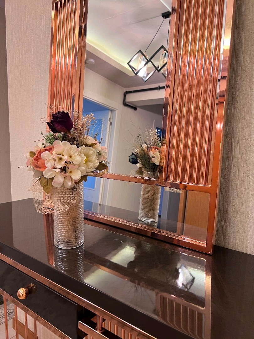 Rose Gold Aynalı Dresuar – Füme Cam Üst – Lüks Tasarım - 4