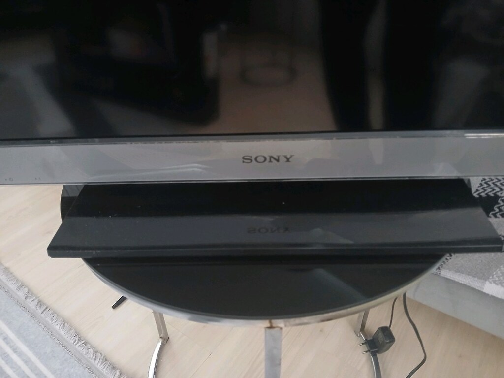 sony brava 82 ekran tv - 9