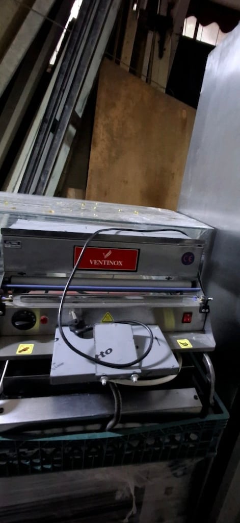 Veninox Makine streç makinası elektirikli streç makinası yeni gibi Ce - 5