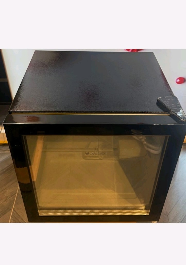 Arçelik 1006 MC Cam Kapılı 50 Litre Mini Buzdolabı. - 4