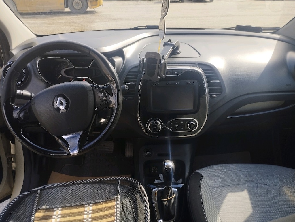 Renault Captur 1.2 Tce otomatik - 12