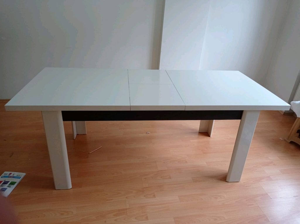 masa 2 adet sandalye var - 7