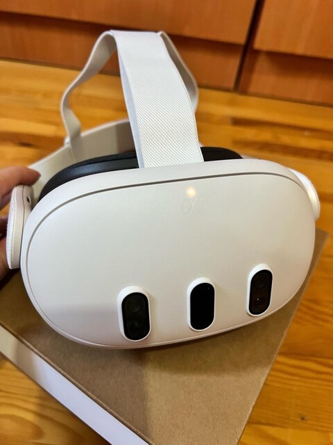 Meta Quest 3 - 128 Gb - VR Sqnal Gerçeklik Gözlüğü