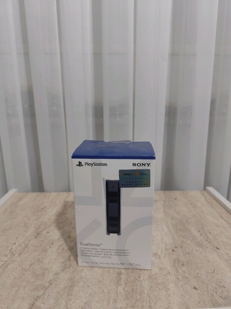 ps5 limited edition 30 yıl - 9