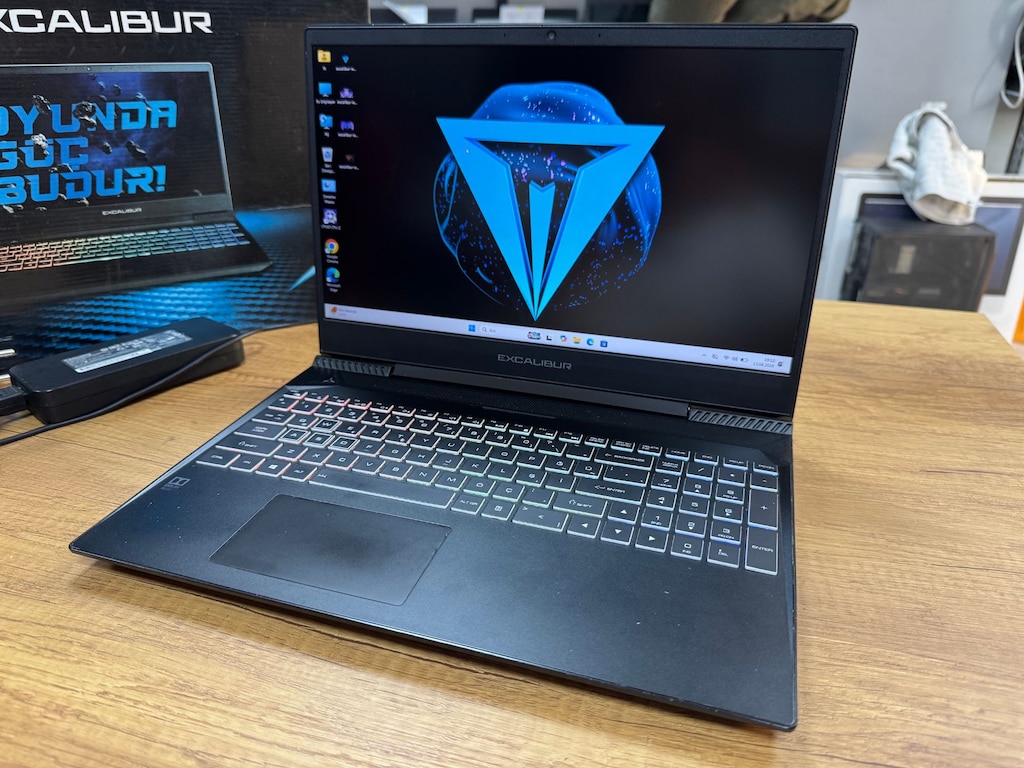 CASPER EXCALİBUR LAPTOP GTX1650 İ5-10300H 16 GB 512 GB - 2