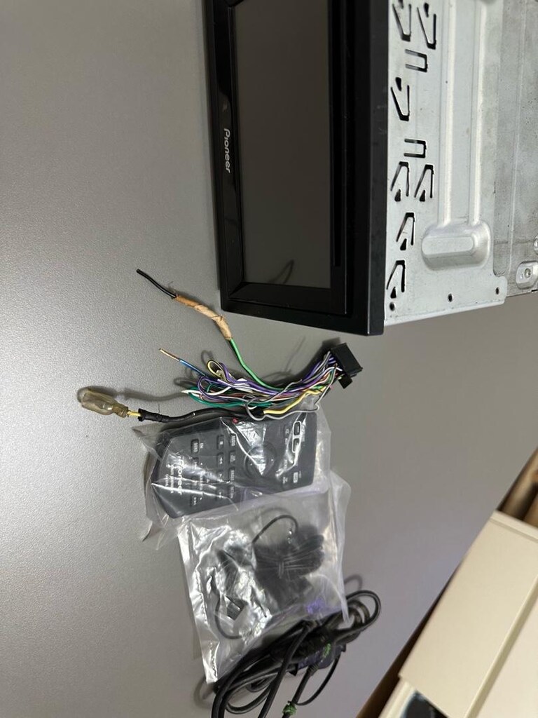 pıoneer avh-z2000bt - 3