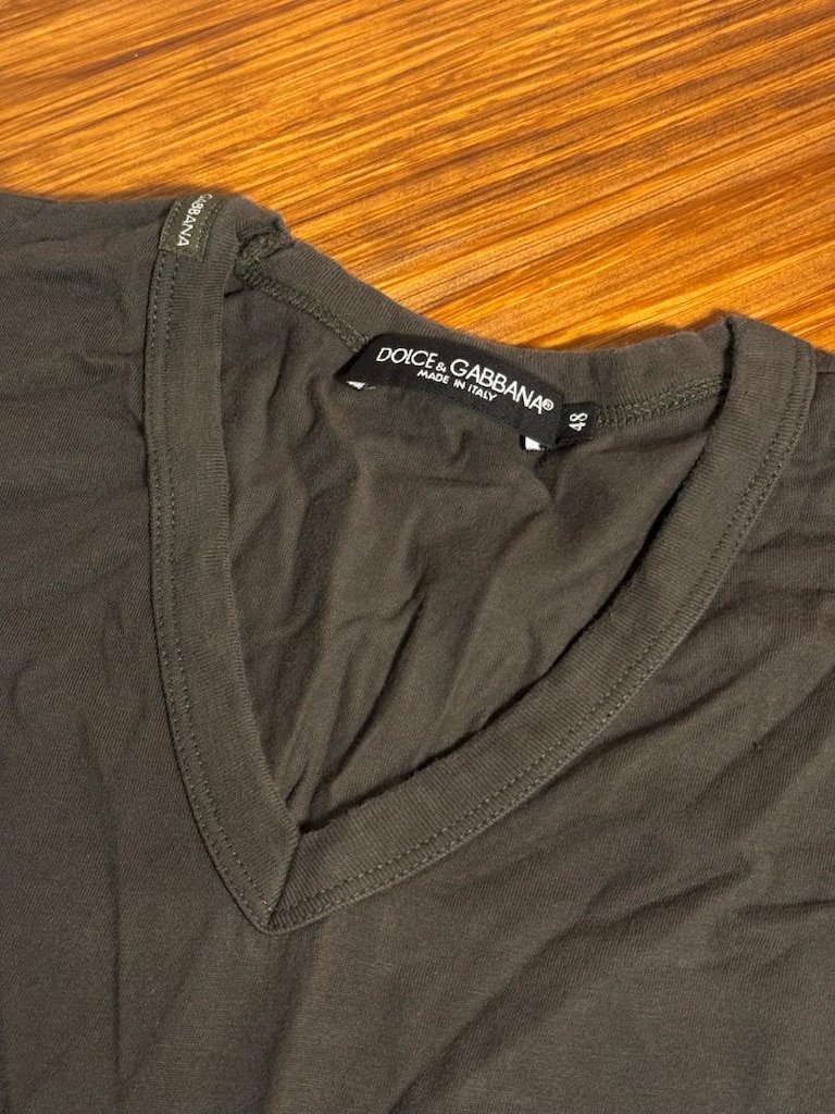 v yaka tshirt - 4
