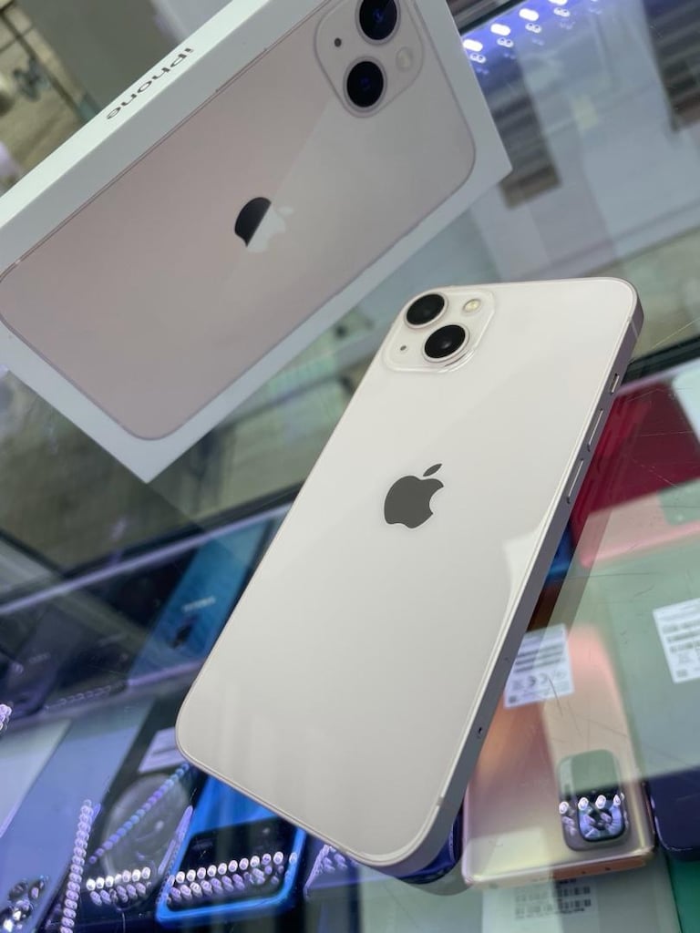 iPHONE 13 BEYAZ SIFIR GİBİ ÇİZİKSİZ TÜRKİYE CİHAZI HATASIZ - 9