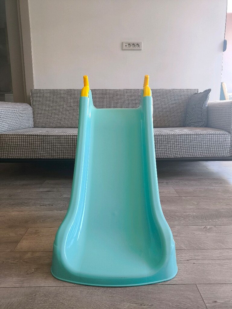 Temiz Durumda Plastik Çocuk Ev/Bahçe Kaydırağı - 4