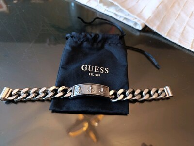 Guess Zincir Detaylı Gümüş Renk Bileklik