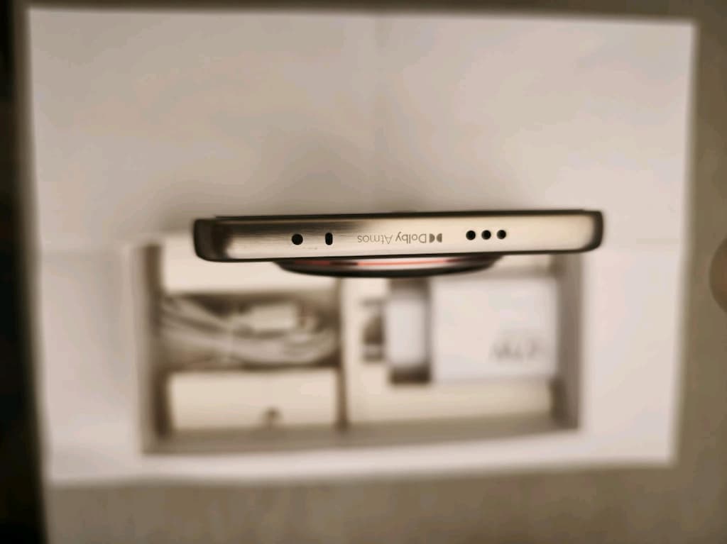 TECNO CAMON 40 PREMİER - 4