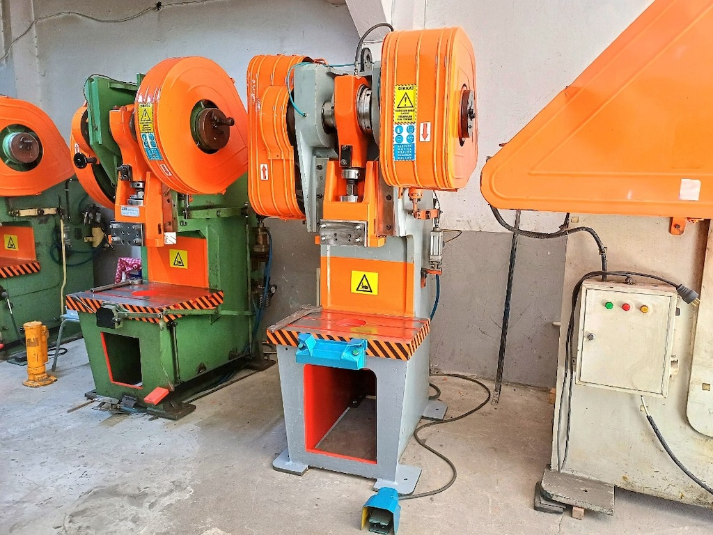 60 TON ANGARAJLI EKSANTRİK PRES - 2