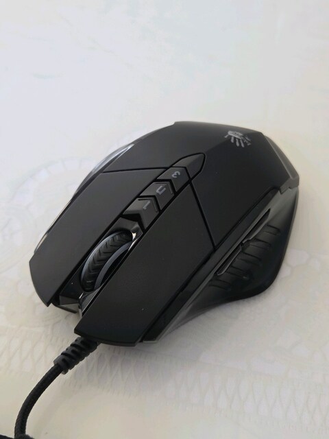 Bloody V7MA HD Optik Core3&4 Aktif Metal Ayak 3200CPI Oyuncu Mouse
