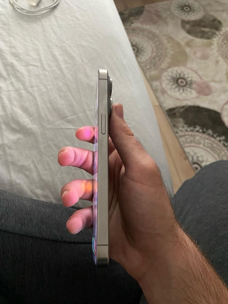 İPHONE 15 Pro Max 256 Gb YD - 4