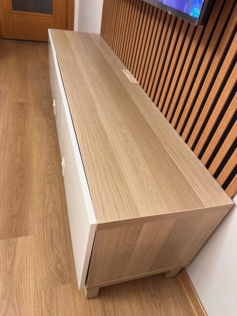 IKEA BESTÅ TV Sehpası - 5