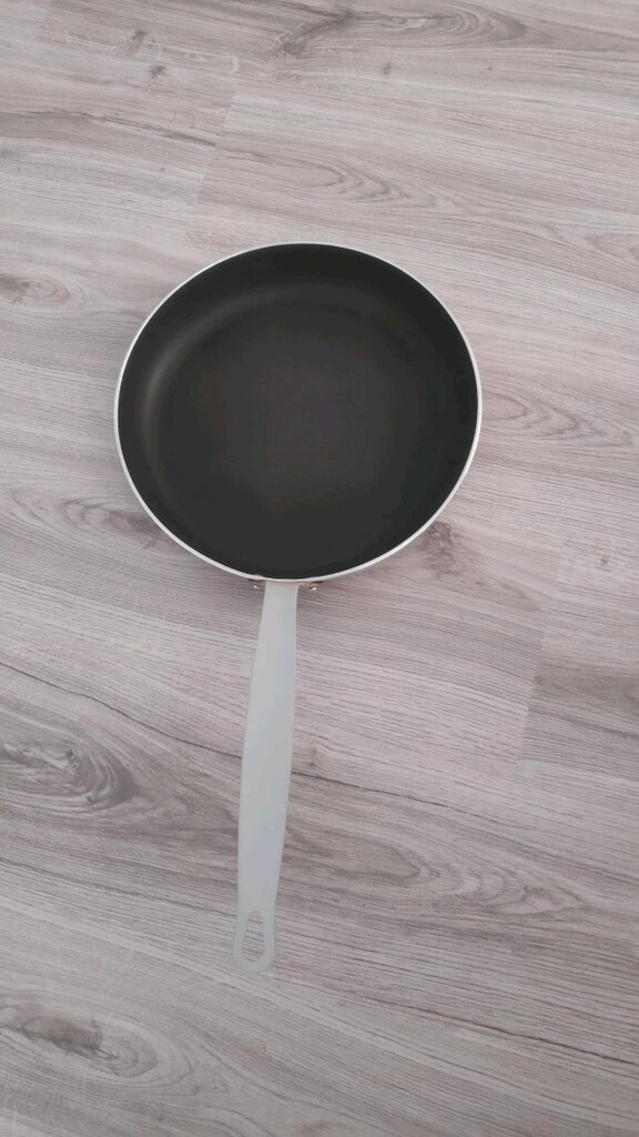 Temiz Teflon Tava - 2