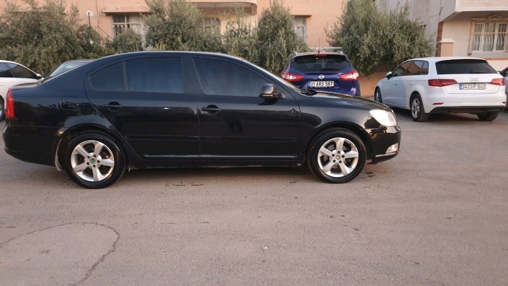 üst açarlı ful paket 1.6 tdi otomatik octavia - 6