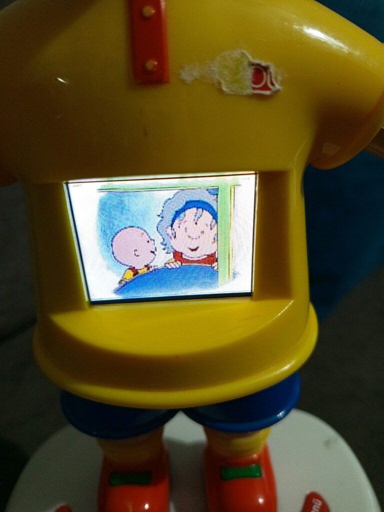 Caillou çizgi film oyuncağı - 6