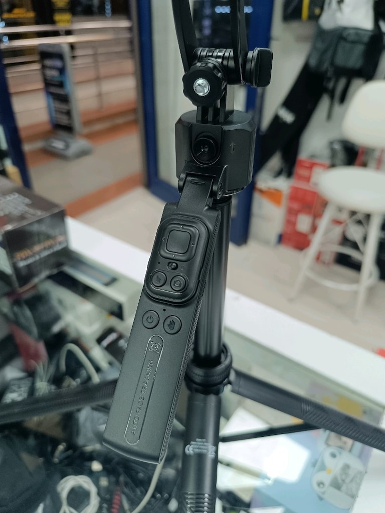 TELEFON KAMERA VE AKSİYON HAREKET TAKİPLİ YAPAY ZEKA TRİPOD - 4