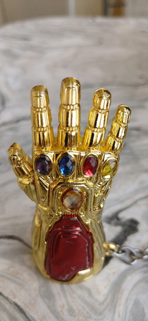 IRONMAN SONSUZLUK ELDİVENİ ORJİNAL MARVEL ANAHTARLIK SIFIR ÜRÜNDÜR - 10